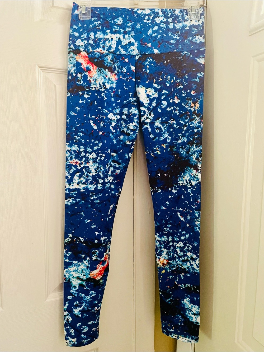 Abstract Apparel Blue Splash Athletic Leggings